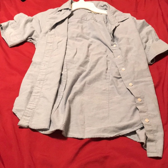 Button ups - Picture 3 of 3